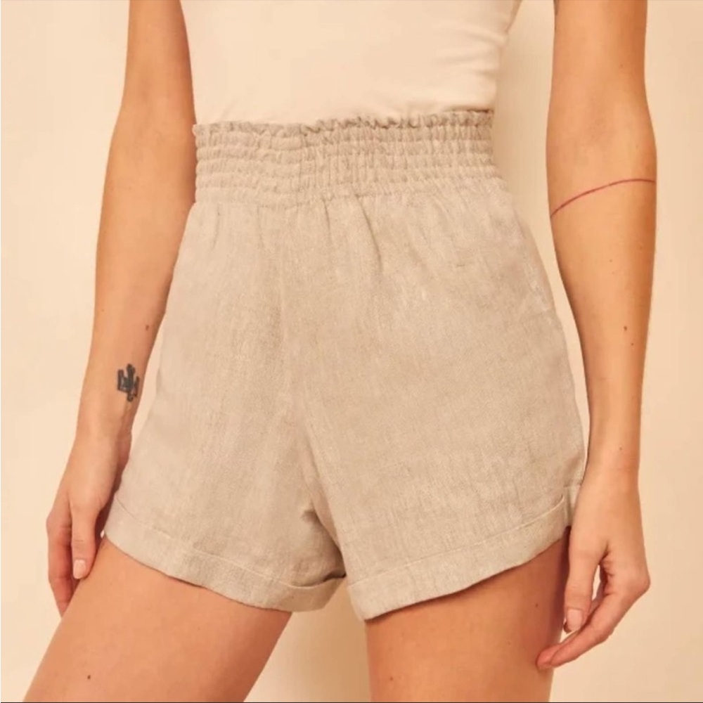 Reformation Nashville Linen Shorts In Oatmeal Cream Medium